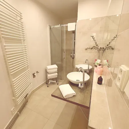 Apartment Trio *