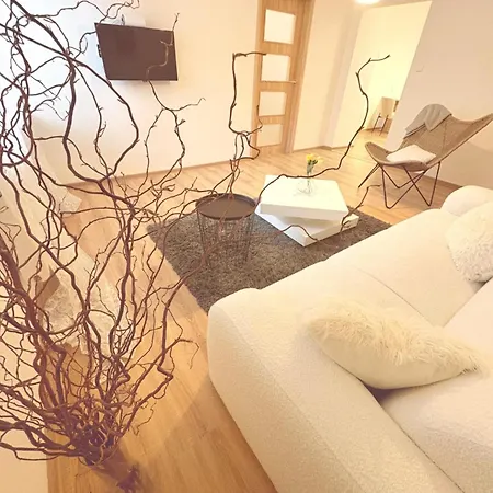 Apartment Trio *